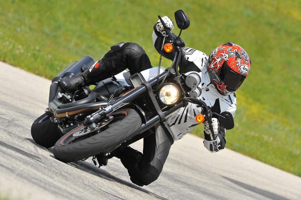 http://www.motorcycledaily.com/wp-content/uploads/2010/06/061410bottom.jpg