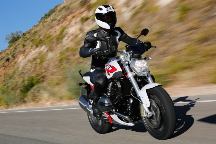 R1200R-top