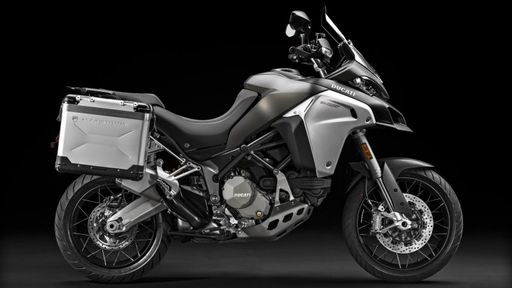 MTS-Enduro_2016_studio_PG_C01_Acc_1920x1080.mediagallery_output_image_[1920x1080]