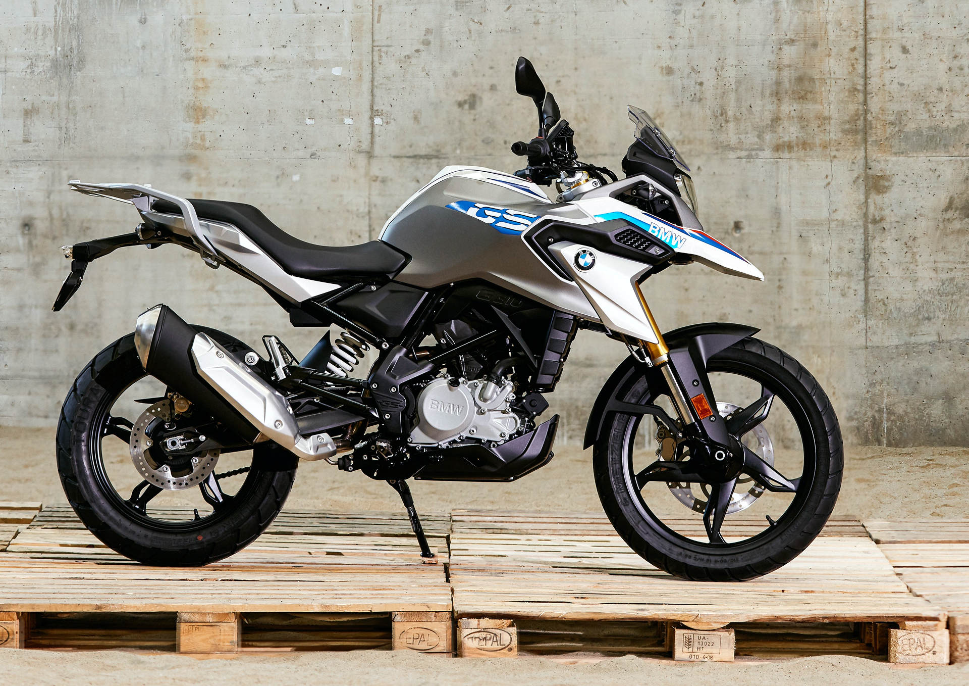 New Bmw G 310 Gs Offers Lightweight Adventure With Video Motorcycledaily Com Motorcycle News Editorials Product Reviews And Bike Reviews