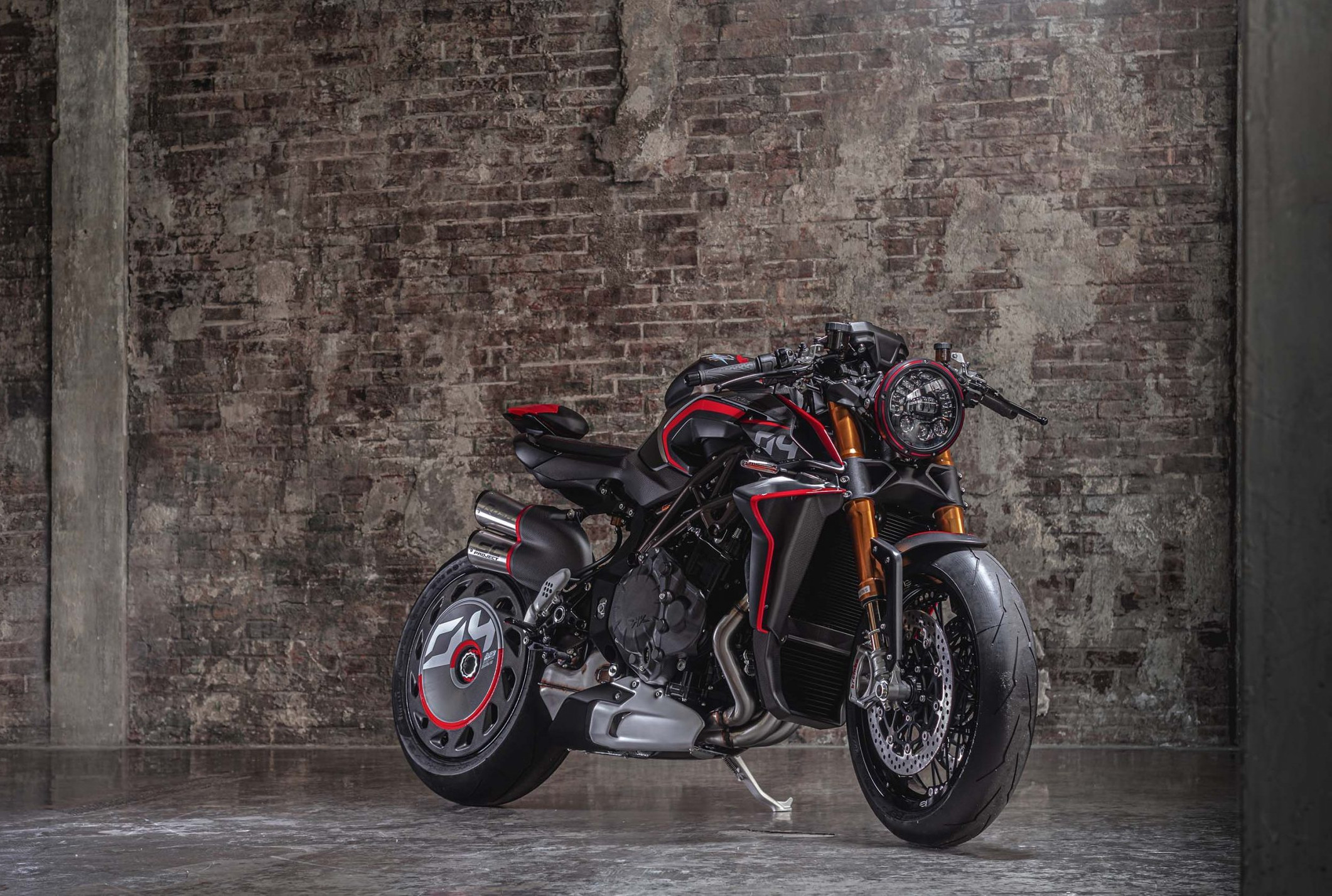 MV Agusta Rush 1000 Surprises with Unique Styling - Asphalt & Rubber